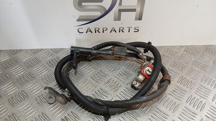 Gebrauchte Fußgänger Crash Sensor Mercedes B (W246/W242) 1.6 B-180 BlueEFFICIENCY Turbo 16V Preis € 100,00 Margenregelung angeboten von SH Carparts