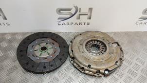 Used Clutch kit (complete) Mercedes A (W176) 1.6 A-180 16V Price € 100,00 Margin scheme offered by SH Carparts