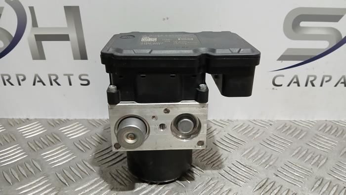 Usagé Pompe ABS Mercedes C Estate (S204) 2.2 C-180 CDI 16V BlueEFFICIENCY Prix € 140,00 Règlement à la marge proposé par SH Carparts