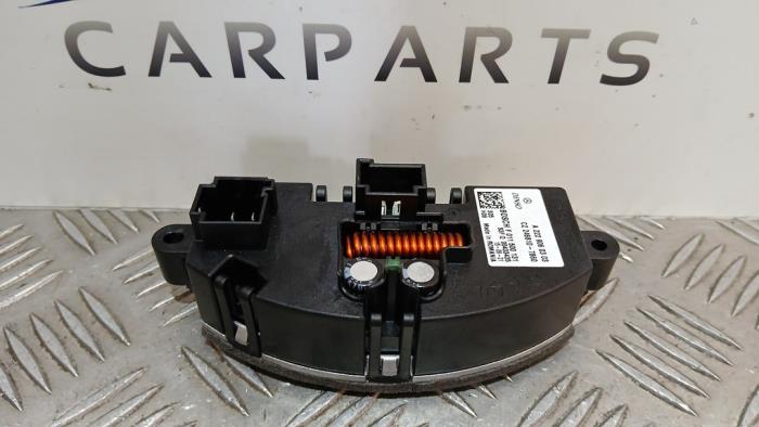 Begagnade Värmeelement Mercedes A (W176) 2.0 A-250 Turbo 16V 4-Matic Pris € 8,00 Marginaltabell erbjuds av SH Carparts
