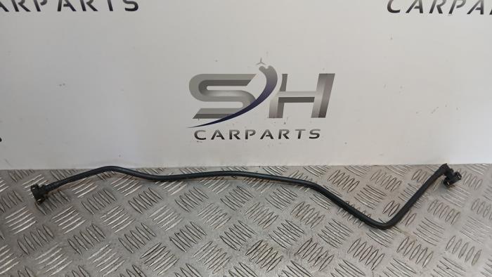 Usados Conductos (varios) Mercedes B (W246/W242) 1.5 B-180 CDI,d 16V Precio € 25,00 Norma de margen ofrecido por SH Carparts