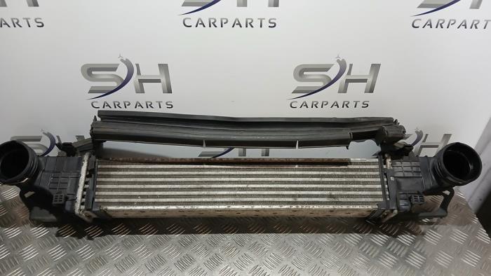 Usagé Intercooler Mercedes CLS (C219) 320 CDI 24V Prix € 30,00 Règlement à la marge proposé par SH Carparts