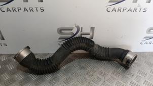 Intercooler Rohr van een Mercedes-Benz A (W176) 2.0 A-250 Turbo 16V 2014