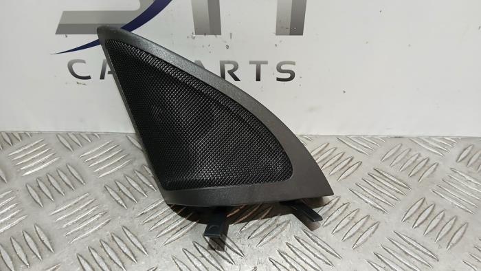 Begagnade Diskanthögtalare Mercedes A (W176) 1.6 A-180 16V Pris € 15,00 Marginaltabell erbjuds av SH Carparts