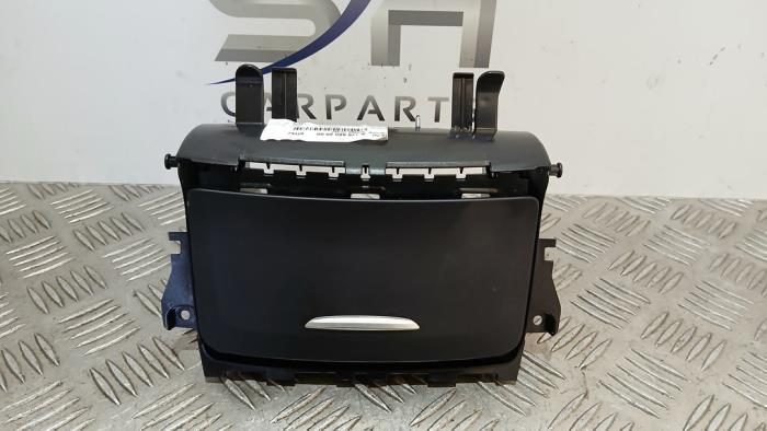 Begagnade Askkopp, fram Mercedes A (W176) 1.6 A-180 16V Pris € 25,00 Marginaltabell erbjuds av SH Carparts
