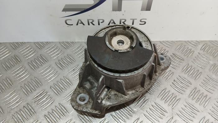 Engine mount Mercedes Vito (447.6), 2014 2.2 114 CDI 16V, Delivery, Diesel, 2.143cc, 100kW (136pk), RWD, OM651950, 2014-10, 447.601; 447.603; 447.605 (Used)