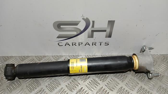 Begagnade Gasfjäder, vänster bak Mercedes E Estate (S212) E-220 CDI 16V BlueEfficiency, BlueTEC Pris € 50,00 Marginaltabell erbjuds av SH Carparts