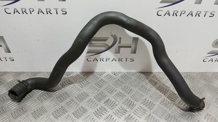 Gebrauchte Intercooler Schlauch Mercedes CLA (117.3) 1.8 CLA-200 CDI 16V Preis € 35,00 Margenregelung angeboten von SH Carparts