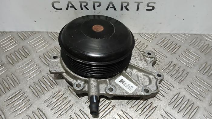 Begagnade Vattenpump Mercedes C-Klasse Pris € 45,00 Marginaltabell erbjuds av SH Carparts