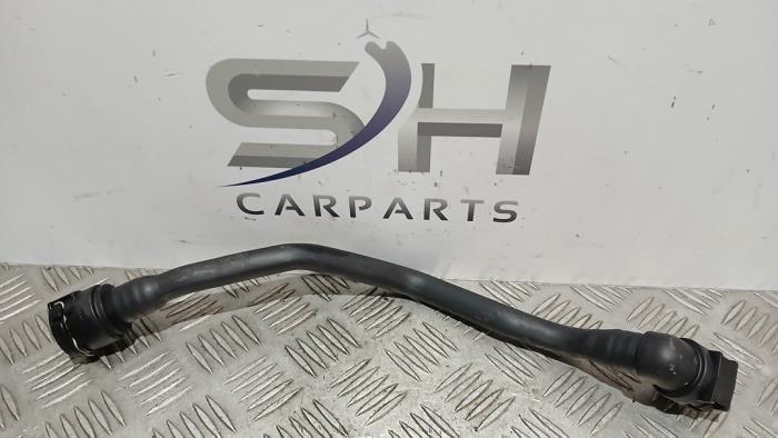 Usados Conductos (varios) Mercedes A (W176) 1.5 A-180 CDI, A-180d 16V Precio € 5,00 Norma de margen ofrecido por SH Carparts