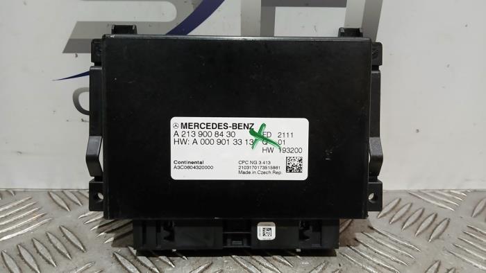 Automatic gearbox computer Mercedes CLA (118.3), 2019 1.3 CLA-180 Turbo 16V, Saloon, 4-dr, Petrol, 1.332cc, 100kW (136pk), FWD, M282914, 2019-03, 118.384 (Used)