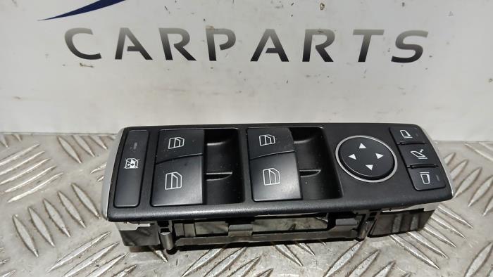 Usados Interruptor combinado de ventanillas Mercedes B (W246/W242) 1.8 B-200 CDI BlueEFFICIENCY 16V Precio € 18,98 Norma de margen ofrecido por SH Carparts