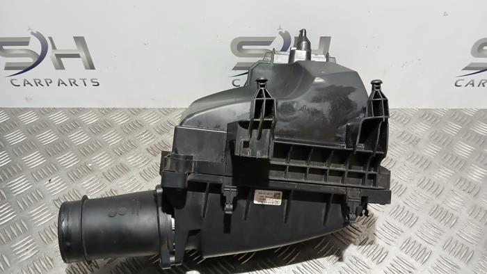 Begagnade Luftfilterhus Mercedes B (W246/W242) 1.6 B-180 BlueEFFICIENCY Turbo 16V Pris € 39,98 Marginaltabell erbjuds av SH Carparts