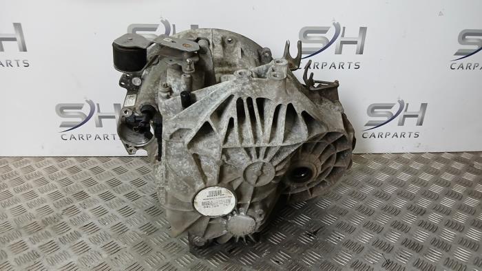 Getriebe van een Mercedes-Benz A (W176) 1.5 A-180 CDI, A-180d 16V 2014