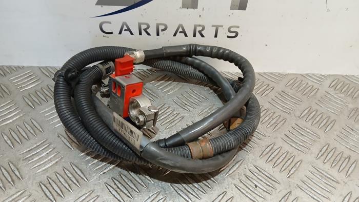 Gebrauchte Fußgänger Crash Sensor Mercedes B (W246/W242) 1.6 B-180 BlueEFFICIENCY Turbo 16V Preis € 100,00 Margenregelung angeboten von SH Carparts
