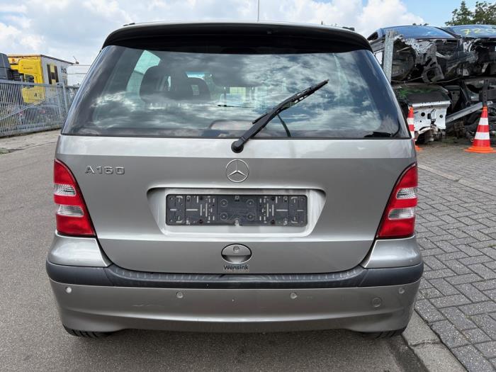 Gebrauchte Heckklappe Mercedes A (W168) 1.6 A-160 Preis € 50,00 Margenregelung angeboten von SH Carparts