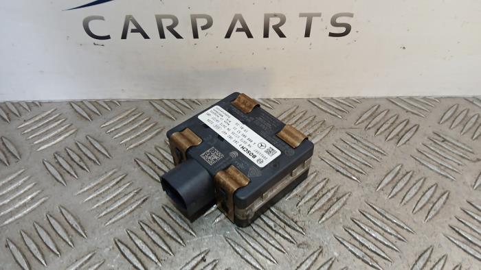 Begagnade Dödvinkelsensor Mercedes C (W205) C-180 1.6 16V Pris € 170,00 Marginaltabell erbjuds av SH Carparts
