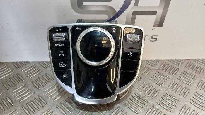 Gebrauchte MMI Schalter Mercedes E (W213) E-220d 2.0 Turbo 16V Preis € 95,00 Margenregelung angeboten von SH Carparts