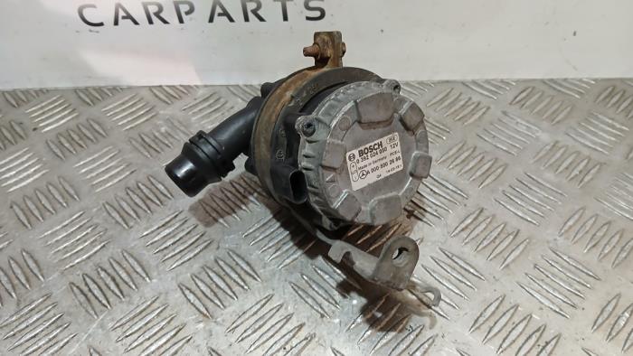 Begagnade Vattenpump Mercedes C (W205) C-220 2.2 CDI BlueTEC, C-220 d 16V Pris € 29,00 Marginaltabell erbjuds av SH Carparts