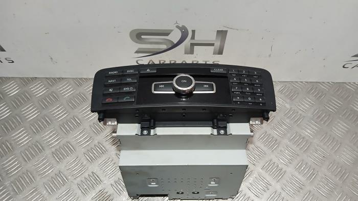 Używane System nawigacji Mercedes A (W176) 1.6 A-180 16V Cena € 90,00 Procedura marży oferowane przez SH Carparts