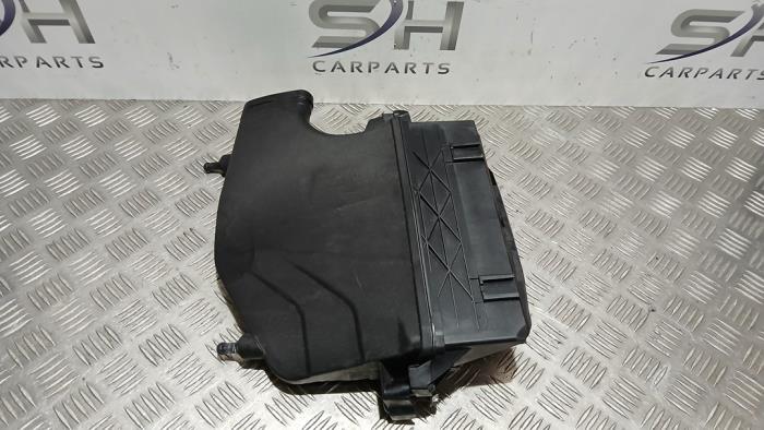 Begagnade Luftfilterhus Mercedes E (C207) E-350 CDI V6 24V Pris € 19,00 Marginaltabell erbjuds av SH Carparts
