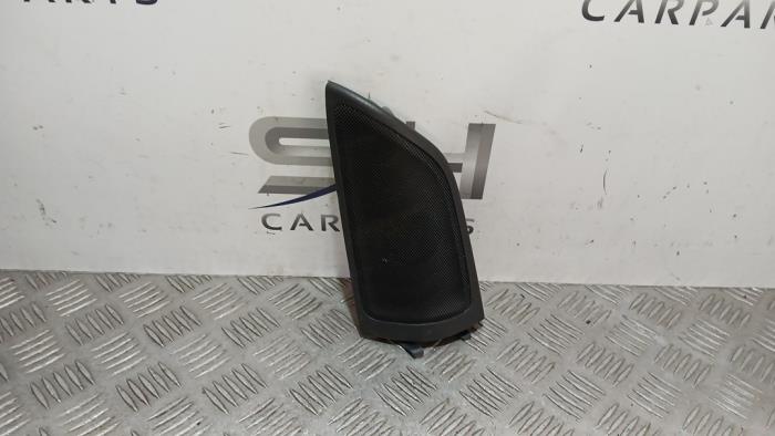 Używane Glosnik Mercedes B (W246/W242) 1.6 B-200 BlueEFFICIENCY Turbo 16V Cena € 20,00 Procedura marży oferowane przez SH Carparts