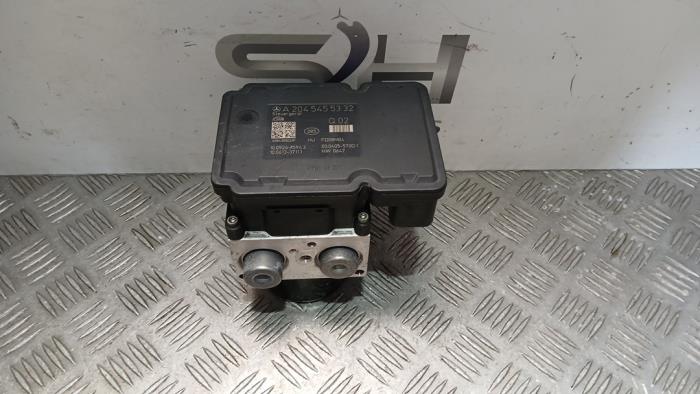 Usagé Bloc ABS Mercedes C Estate (S204) 1.8 C-180K 16V Prix € 199,98 Règlement à la marge proposé par SH Carparts