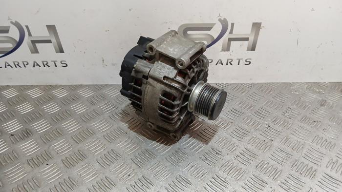 Gebrauchte Dynamo Mercedes C (W204) 1.8 C-200K 16V Preis € 88,98 Margenregelung angeboten von SH Carparts