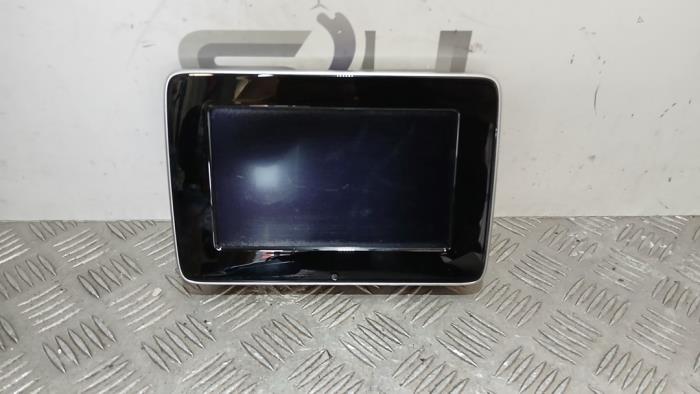 Begagnade Innerdisplay Mercedes B (W246/W242) 1.6 B-180 BlueEFFICIENCY Turbo 16V Pris € 90,00 Marginaltabell erbjuds av SH Carparts