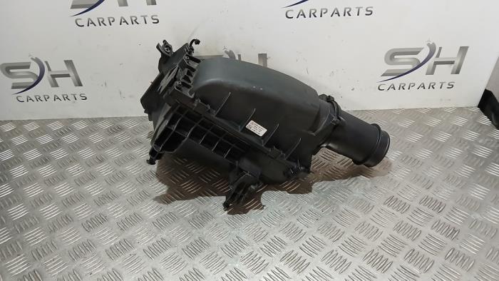 Begagnade Luftfilterhus Mercedes B (W246/W242) 2.0 B-250 BlueEFFICIENCY Turbo 16V Pris € 39,98 Marginaltabell erbjuds av SH Carparts