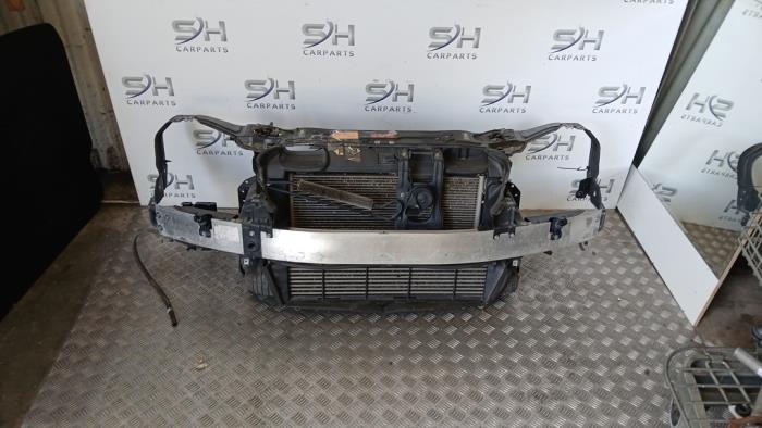Używane Panel przedni Mercedes CLK (R209) 1.8 200 K 16V Cena € 450,00 Procedura marży oferowane przez SH Carparts