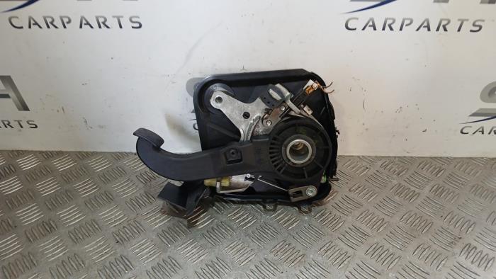 Gebrauchte Handbremsgriff Mercedes CLK (R209) 1.8 200 K 16V Preis € 59,98 Margenregelung angeboten von SH Carparts