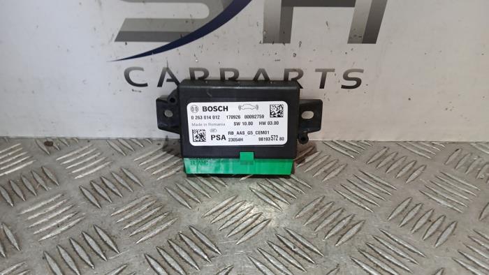 Usados Módulo PDC Opel Crossland (X) 1.2 Turbo 12V Precio € 28,98 Norma de margen ofrecido por SH Carparts