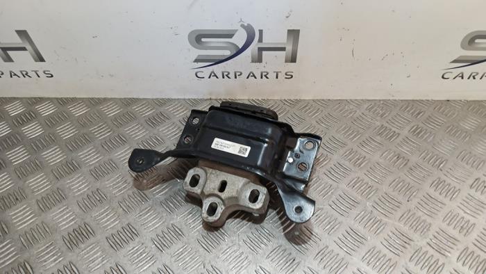 Usagé Support moteur Volkswagen Passat Variant (3G5) 2.0 TDI 16V 150 Prix € 14,98 Règlement à la marge proposé par SH Carparts