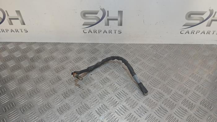 Negative earth cable battery