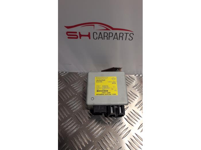 Usagé Ordinateur direction assistée Renault Twingo II (CN) 1.2 Prix € 56,00 Règlement à la marge proposé par SH Carparts
