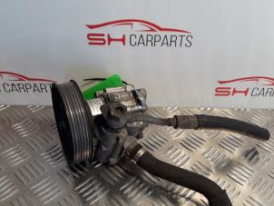 Usagé Pompe de direction Audi A4 (B7) 2.0 TDI 16V Prix € 42,00 Règlement à la marge proposé par SH Carparts