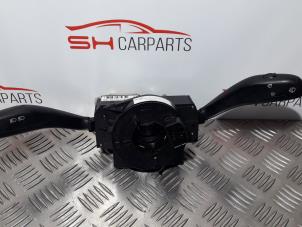 Usagé Commodo d'essuie glace Seat Ibiza III (6L1) 1.2 12V Prix € 51,00 Règlement à la marge proposé par SH Carparts
