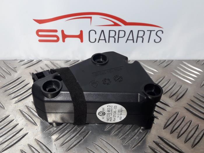 Begagnade Antennförstärkare Volkswagen Golf V (1K1) 1.6 FSI 16V Pris € 16,00 Marginaltabell erbjuds av SH Carparts