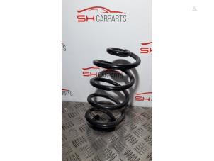 Used Rear coil spring Renault Clio III (BR/CR) 1.2 16V 65 Price € 11,00 Margin scheme offered by SH Carparts