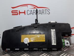 Used Seat airbag (seat) Renault Clio III (BR/CR) 1.2 16V 65 Price € 26,00 Margin scheme offered by SH Carparts