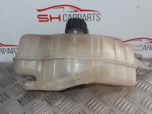 Used Expansion vessel Renault Clio III (BR/CR) 1.2 16V 65 Price € 11,00 Margin scheme offered by SH Carparts