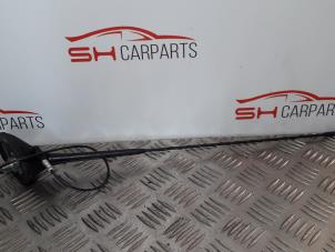 Used Antenna Peugeot 308 (4A/C) 1.4 VTI 16V Price € 14,00 Margin scheme offered by SH Carparts