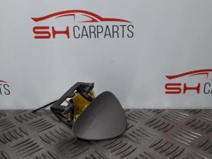 Used Front bumper, right-side component Mercedes E (W211) 3.2 E-320 CDI 24V Price € 35,00 Margin scheme offered by SH Carparts
