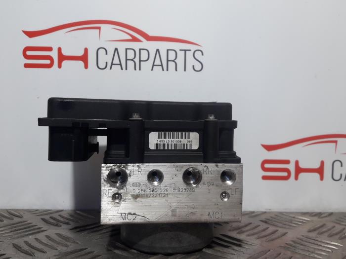 Begagnade ABS-pump Ford Ka II 1.2 Pris € 22,00 Marginaltabell erbjuds av SH Carparts