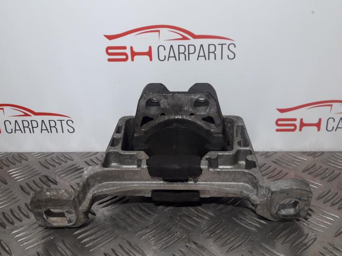 Used Engine mount Ford Focus 2 1.6 Ti-VCT 16V Price € 16,00 Margin scheme offered by SH Carparts