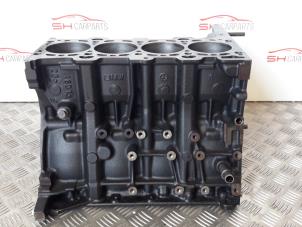 Used Engine crankcase BMW 1 serie (E87/87N) 118d 16V Price on request offered by SH Carparts