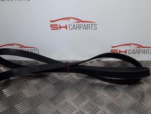 Used V Belt Mercedes E (W211) 3.2 E-320 CDI 24V Price on request offered by SH Carparts