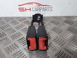 Used Rear seatbelt buckle, centre Mercedes E (W211) 3.2 E-320 CDI 24V Price € 20,00 Margin scheme offered by SH Carparts