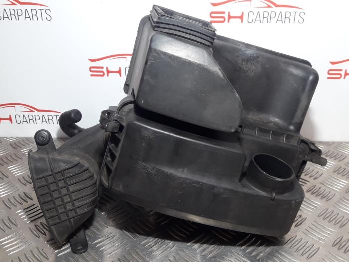 Begagnade Luftfilter Kia Picanto (BA) 1.1 12V Pris € 20,00 Marginaltabell erbjuds av SH Carparts